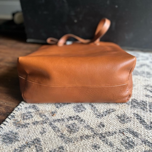 Madewell Medium Transport Tote NWT - Picture 7 of 8